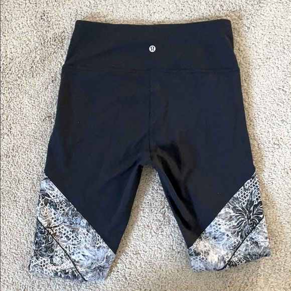 Lululemon leggings - Picture 4 of 5